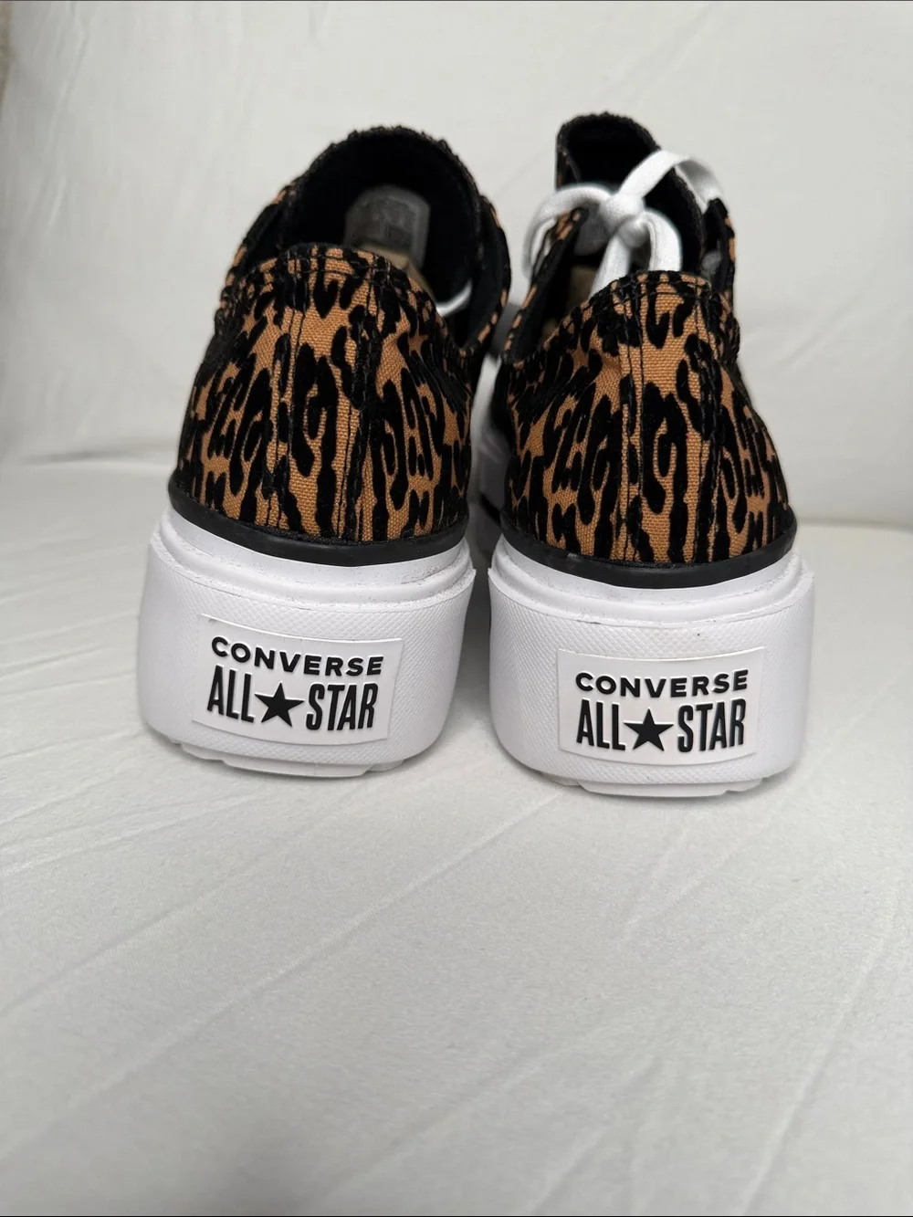 Converse Leopard Print Low Top Sneakers - Brown/Black/White Size Wm's12 / Men 10